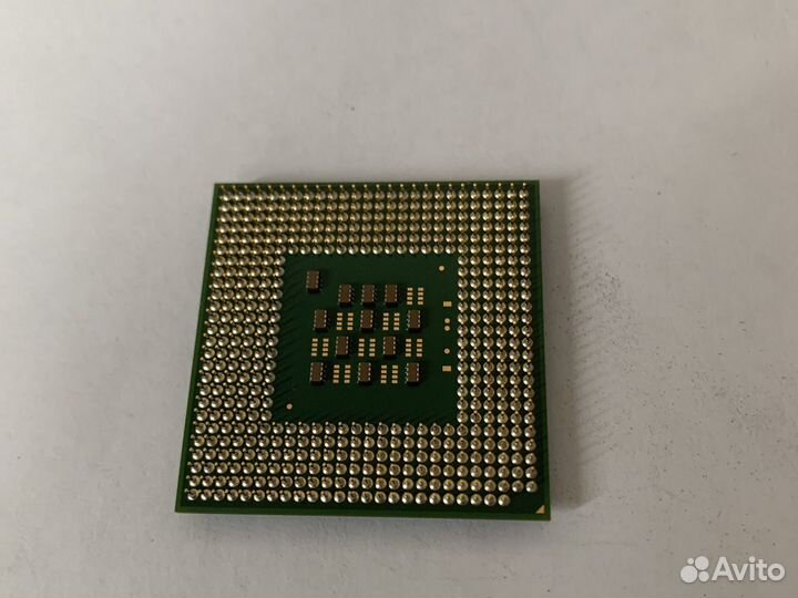 Процессор Celeron 2.4 GHz/128/400 socket 478