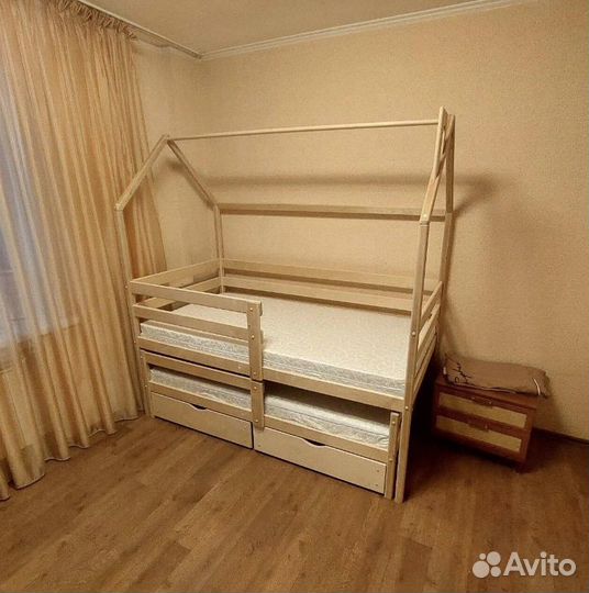 Кровать «Домик» двухьярусная, выдвижная