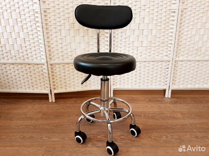 Стул мастера со спинкой