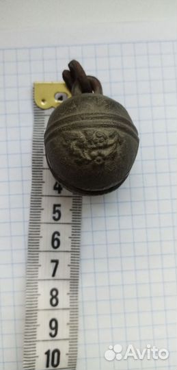 Бронзовый колокольчик