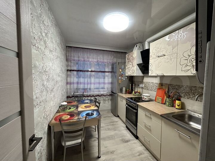 3-к. квартира, 65 м², 3/9 эт.