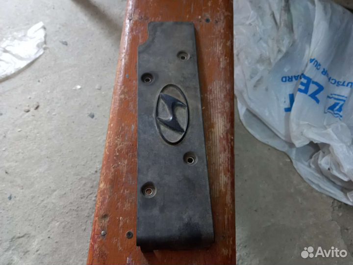 Hyundai Solaris 1 крышка катушек зажигания