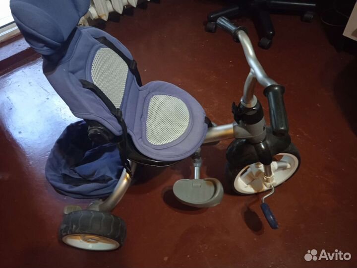 Трехколесный велосипед