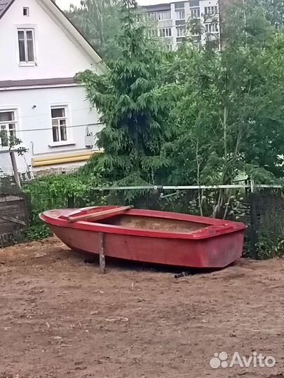 Корпус пластиковый катера типа 