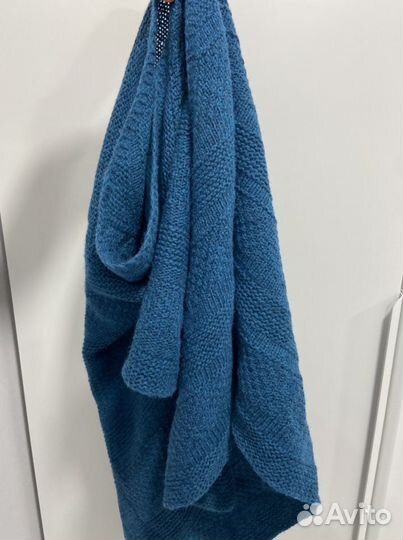 Платок женский вязаный