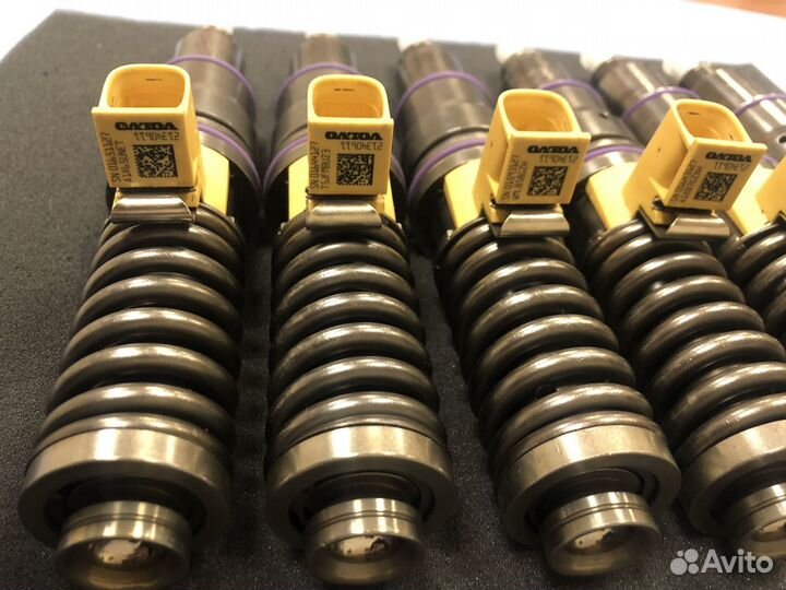 Форсунки Volvo FH12 дв. D13 21340611