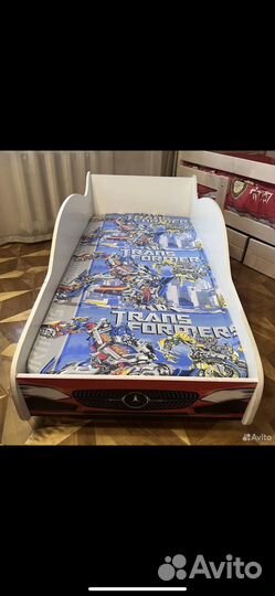 Машинка кровать с матрасом
