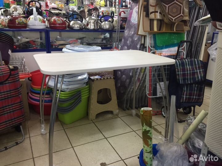 Стол новый в наличии