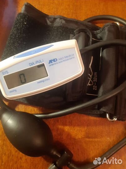 Тонометр AND UA-604