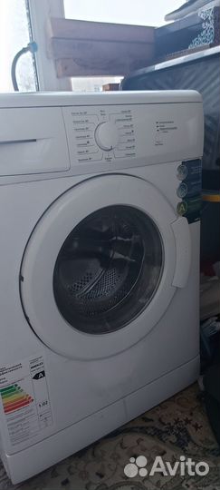 Продам стиральную машину