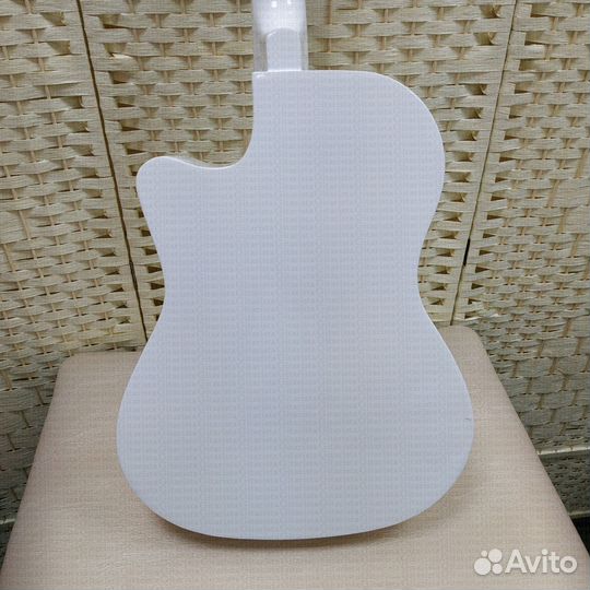 Гитара акустическая