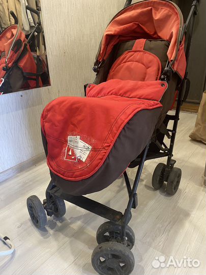 Прогулочная коляска