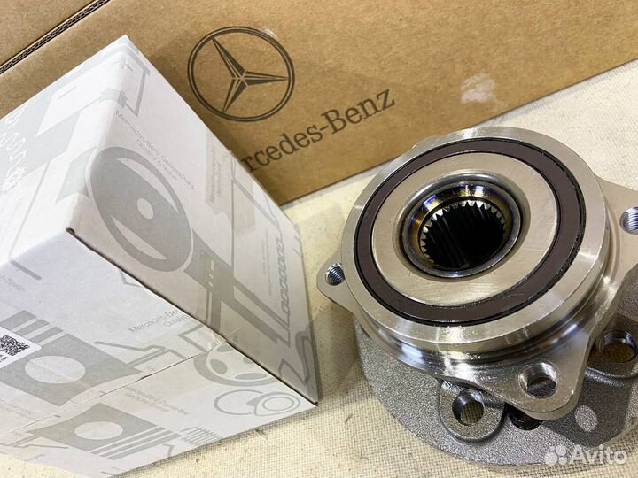 Ступица передняя в сборе MB A1663340206