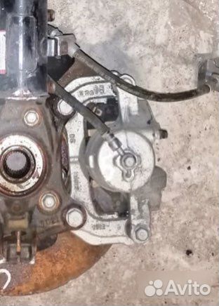 Суппорт передний левый Kia Seltos D4FE