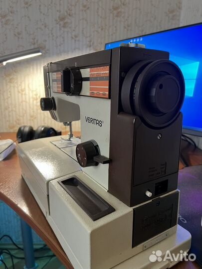 Швейная машина Veritas