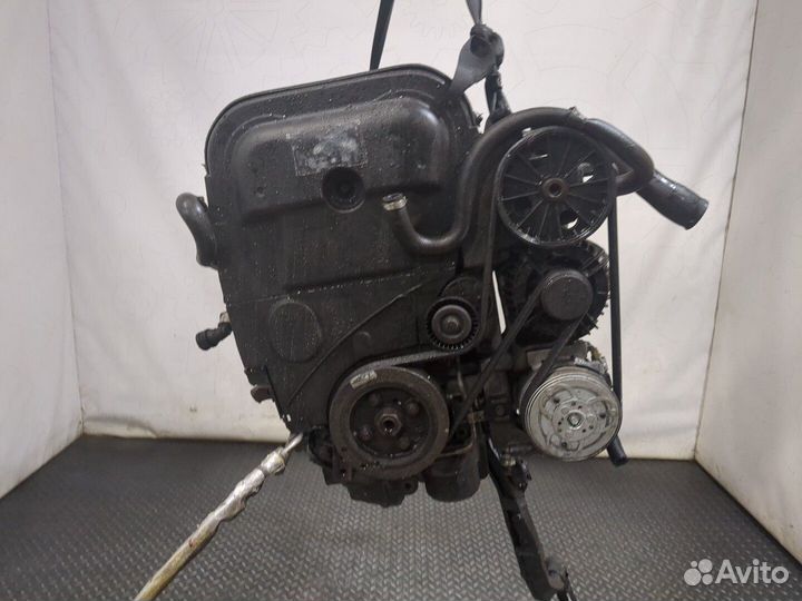 Компрессор кондиционера Volvo V70, 2000