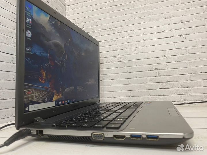 Игровой ноутбук Samsung SSD/2видеокарты/6Gb/4ядра
