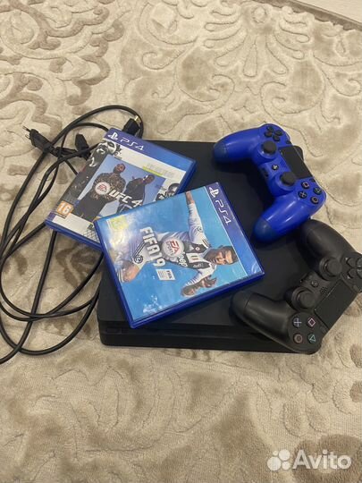 Sony PS4 1 трбайт