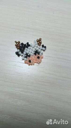 Фигурка из бисера