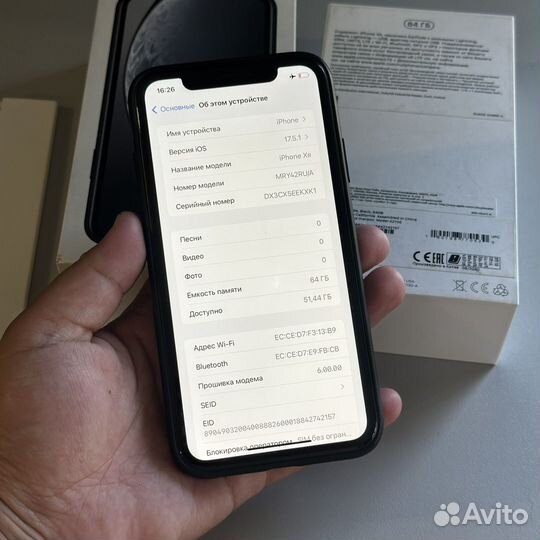 iPhone Xr, 64 ГБ