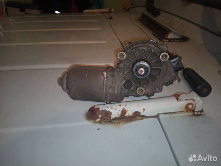 Моторчик стеклоочистителя Митсубиси asx