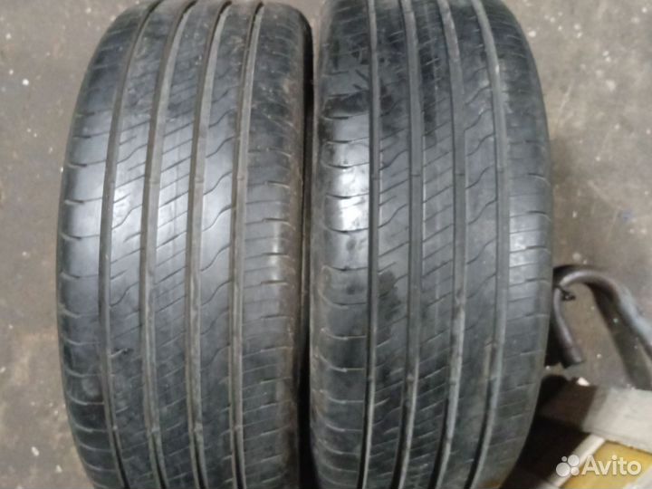 Goodyear EfficientGrip Performance 2 21.5/50 R17