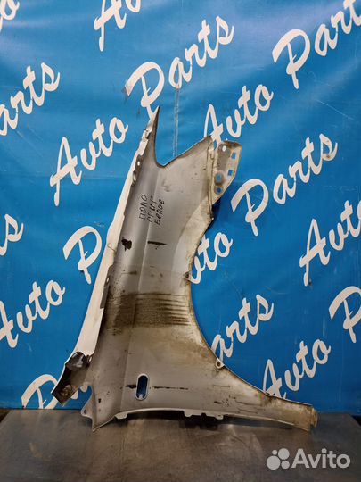 Крыло Фольксваген Поло Седан переднее левое белый