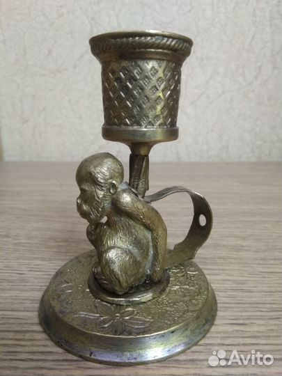 Старинный бронзовый подсвечник