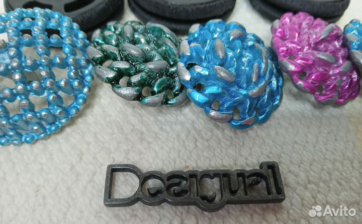 Пуговицы нарядные, три набора