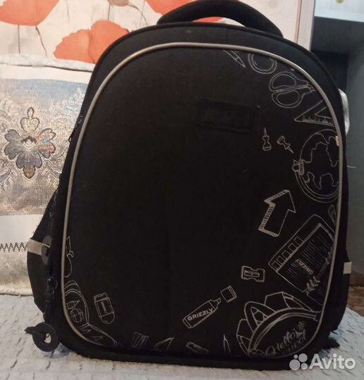 Рюкзак школьный