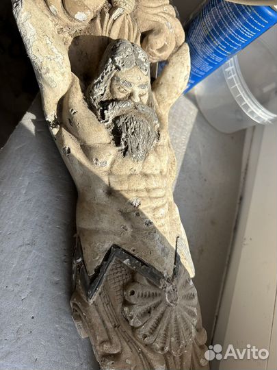 Барельеф Зевса