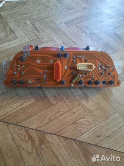 Приборная панель ваз 2110