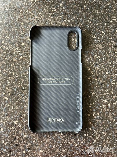 Карбоновый чехол iPhone Xs