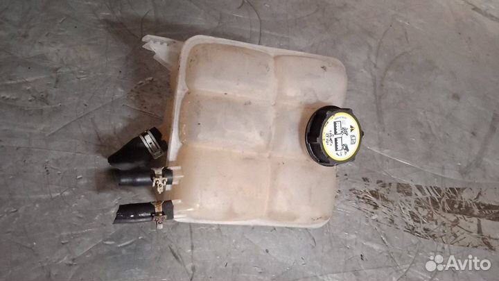 Бачок расширительный Ford Focus 2 2005 3M5N8K218