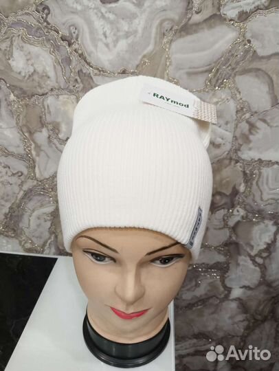 Шапка для девочки на осень новая