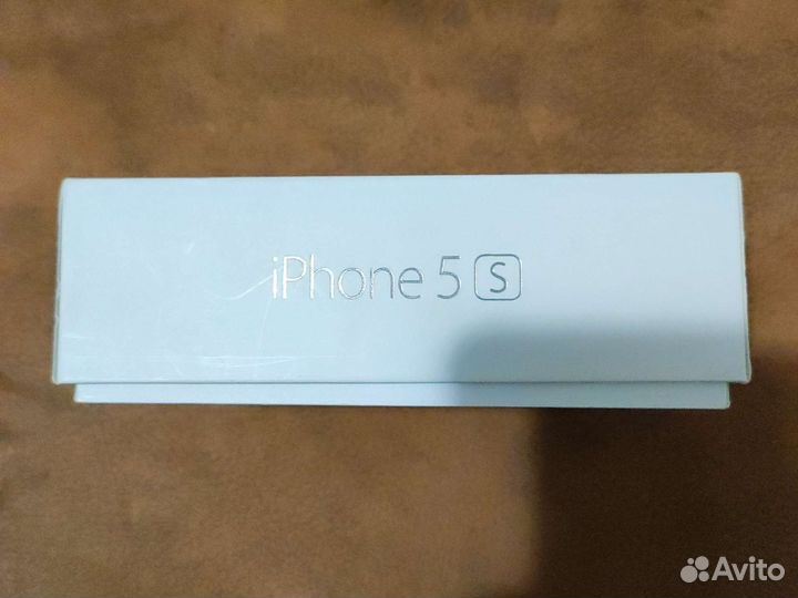 Коробка от iPhone 5s