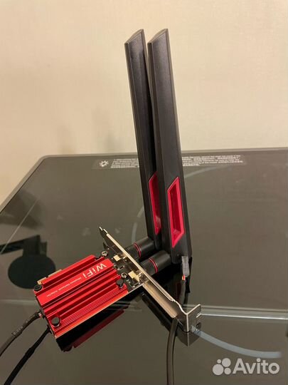 Intel адаптер Wi-Fi (2.4 / 5 ггц) + Bluetooth 5.3