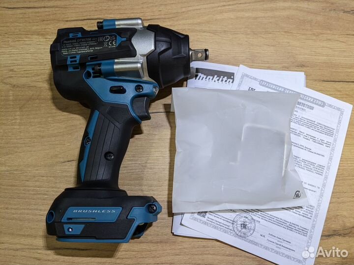 Гайковерт Makita DTW700z (новый)