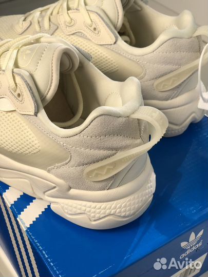 Кроссовки Adidas Ozweego женские