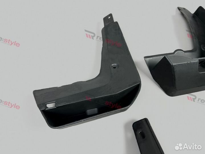 Брызговики Honda Fit (GP/GK) 2м 17-21г Черные