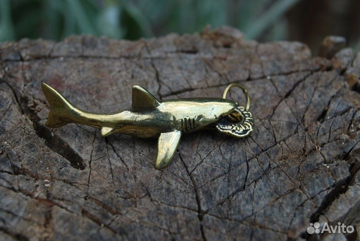 Брелок Акула