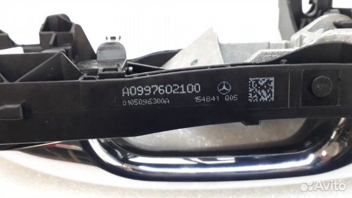 Ручка двери внешняя задняя левая Mercedes-Benz