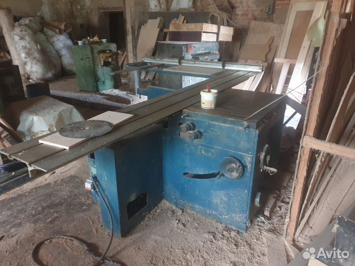 Форматно раскроечный станок деревообрабатывающие