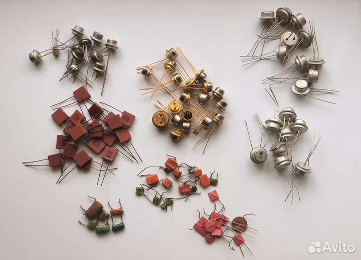 Радиодетали СССР транзисторы разные