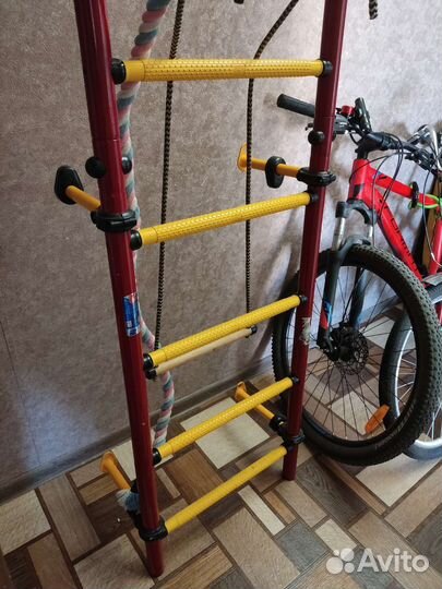 Детская шведская стенка с турником