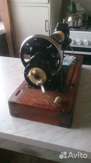 Швейная машинка пмз им Калинина