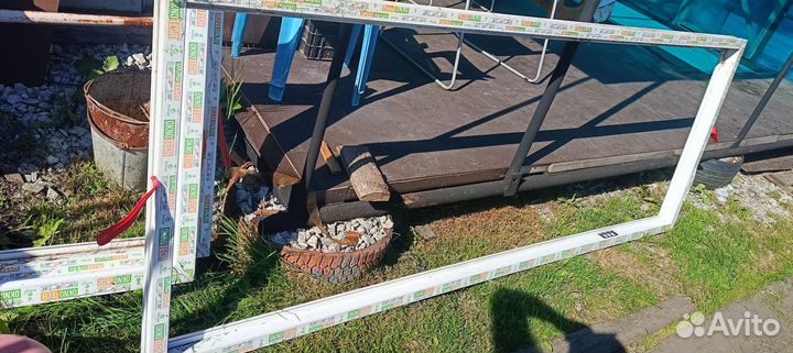 Оконная рама пластиковая