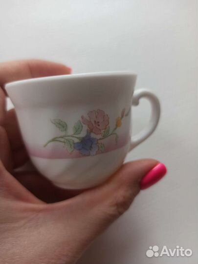 Посуда, рюмки, чашки листайте