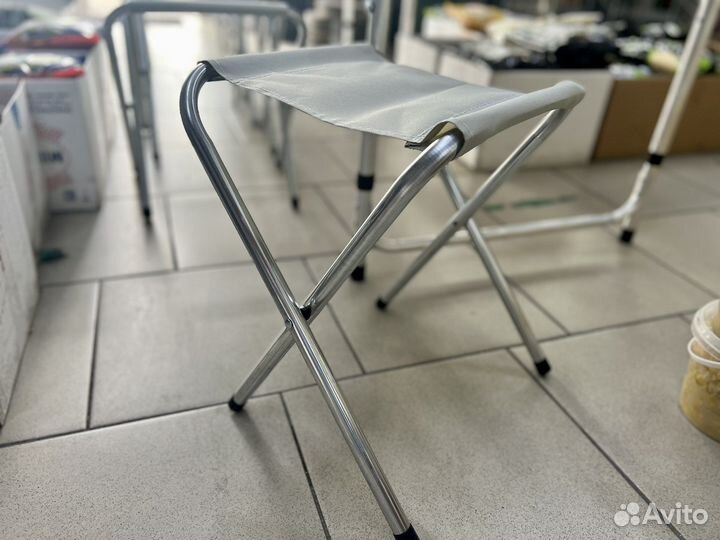 Складной туристический стол