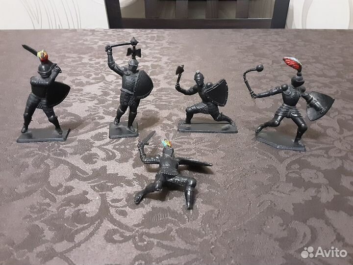 Продаю СССР фигуры